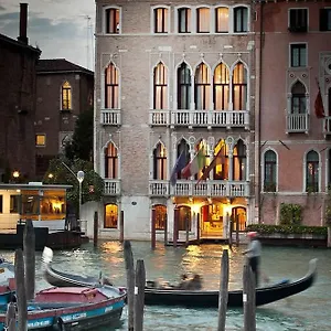 **** Hotel Pesaro Palace Italien